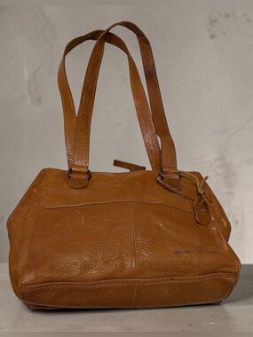 Spikes & Sparrow Leather Shoulder Bag Purse